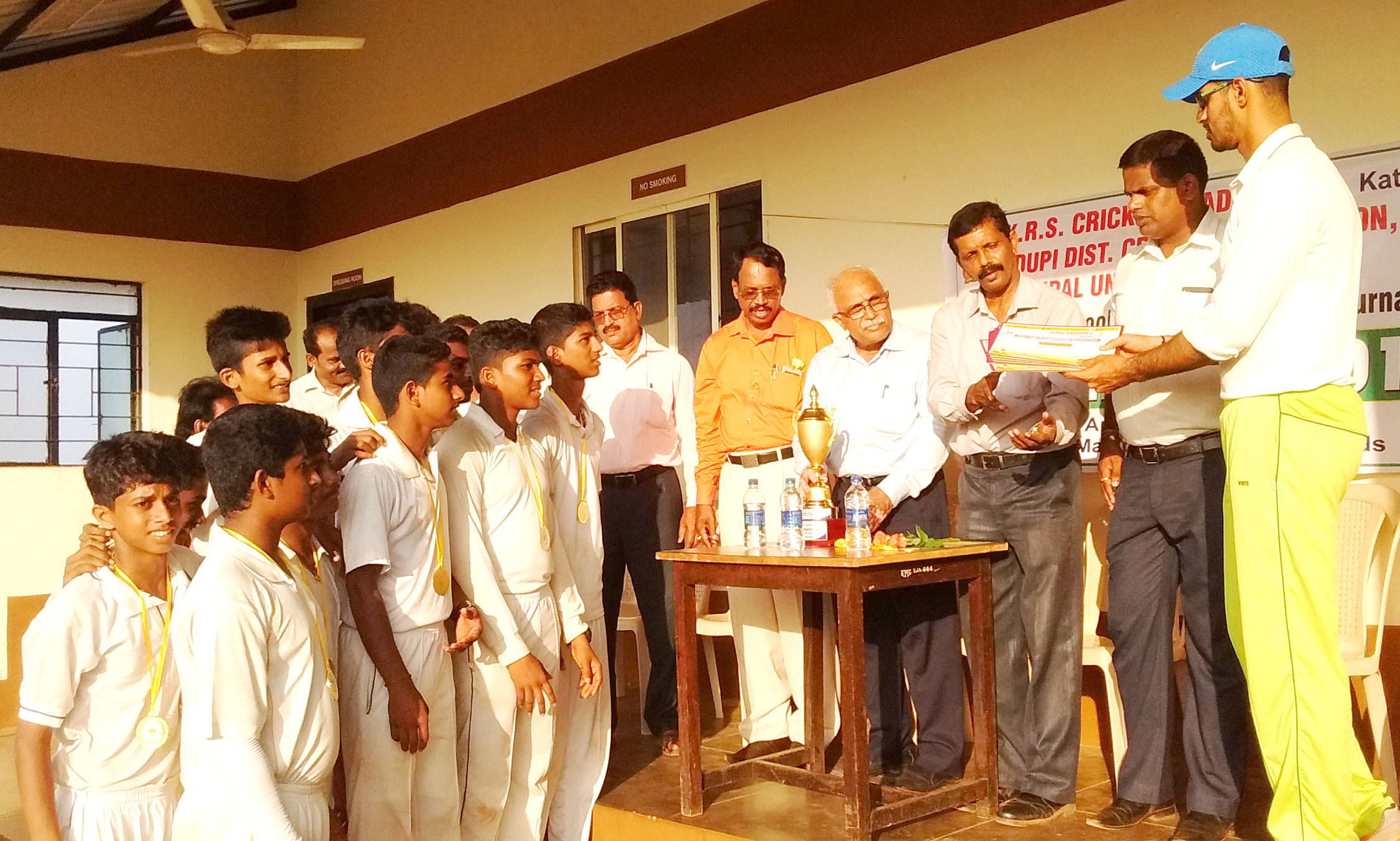 ಕಾರ್ಕಳ ಎಸ್‌ಎನ್‌ವಿಎಚ್ ತಂಡಕ್ಕೆ ಕೆಆರ್‌ಎಸ್ ಟ್ರೋಫಿ